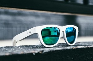 Компания Zungle представила солнечные очки, которые совмещены с наушниками