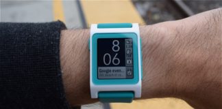 Умные часы pebble