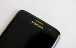 Смартфон Samsung-Galaxy